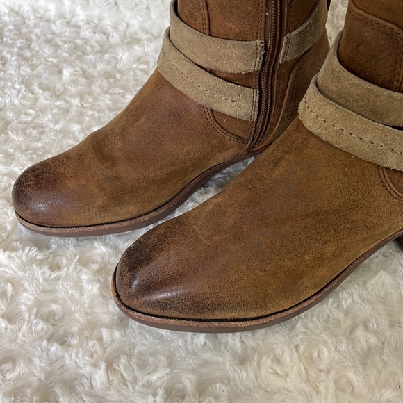 UGG tall boots - Picture 12 of 16